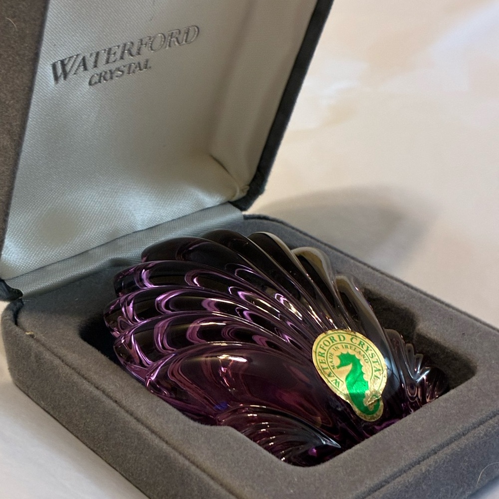 Waterford Crystal Amethyst Scallop Shell Paperweight